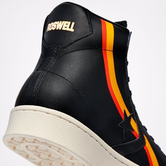 NIB Converse Roswell Rayguns Pro Leather Hi Black/University Gold/White US Mens - Picture 2 of 9